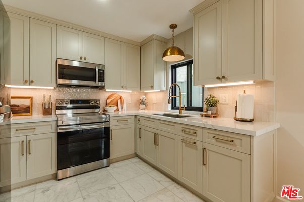 Interior, Kitchen, Marble, Pendant Lights, Recessed Lighting, Stainless Steel Appliances