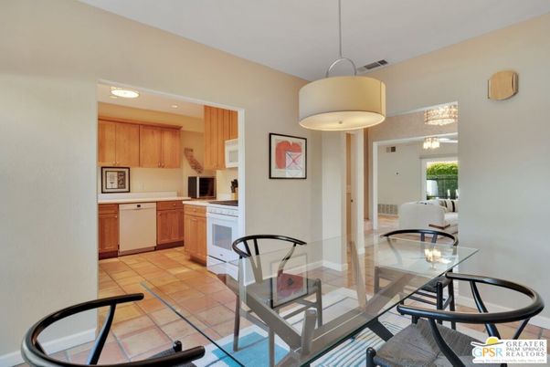 Chandelier, Dining room, Interior, Kitchen, Pendant Lights, Recessed Lighting