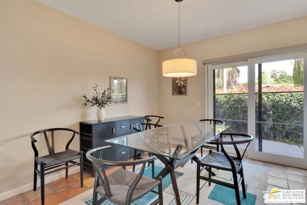 Dining room, Interior, Pendant Lights
