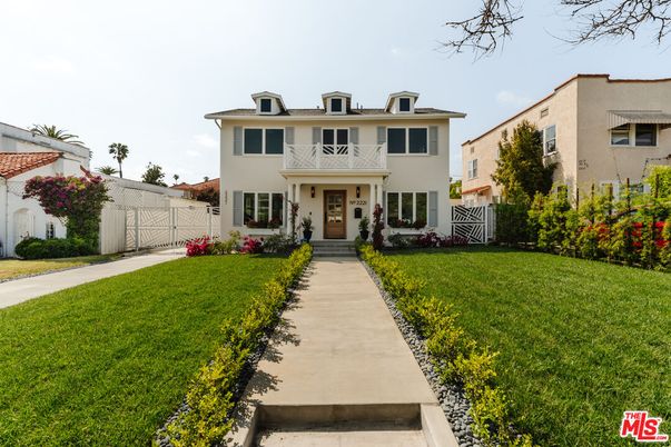 Backyard, Exterior, Facade, Georgian
