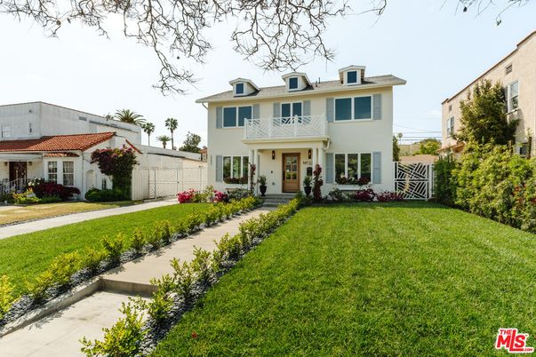 Backyard, Exterior, Facade, Georgian