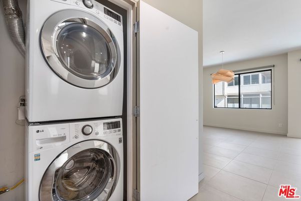 Interior, Pendant Lights, Utility Closets, Washer