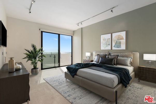 Bedroom, Interior, Water