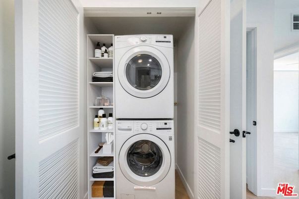 Interior, Utility Closets, Washer