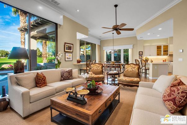 Chandelier, Dining room, Interior, Living room, Recessed Lighting