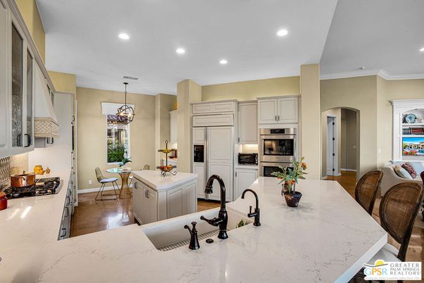 Chandelier, Dining room, Interior, Kitchen, Pendant Lights, Recessed Lighting, Stainless Steel Appliances