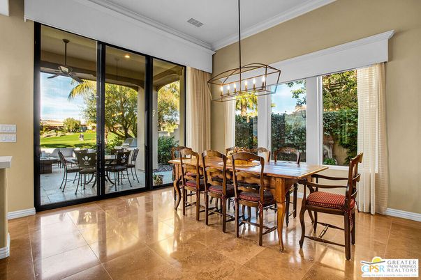 Chandelier, Dining room, Interior, Pendant Lights