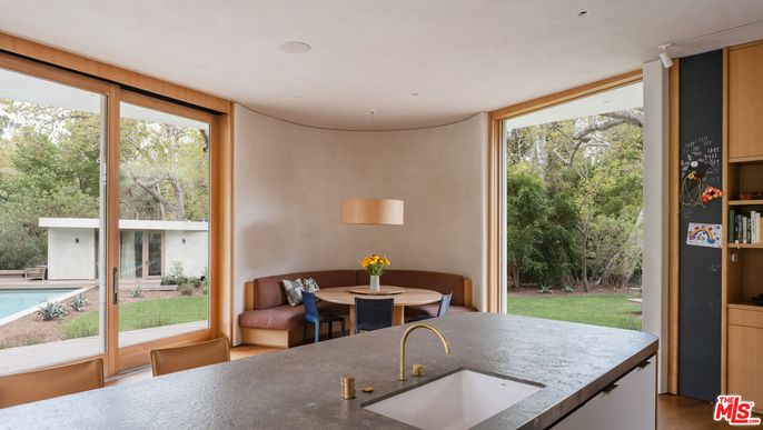 Dining room, Interior, Kitchen, Pendant Lights