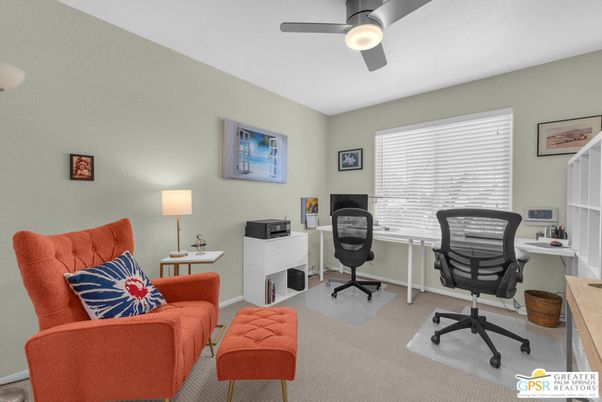 Home Office, Interior
