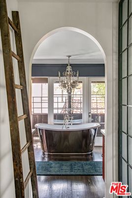Chandelier, Interior, Wood Texture Flooring