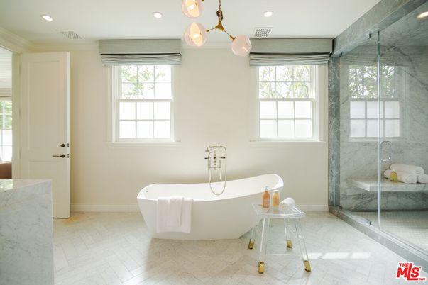 Bathroom, Free Standing Baths, Glass Shower, Interior, Marble, Marble Walls, Pendant Lights, Recessed Lighting