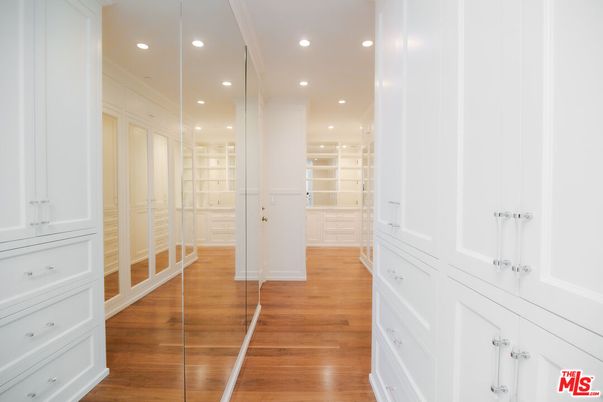 Interior, Recessed Lighting, Walk-in Closets, Wood Texture Flooring