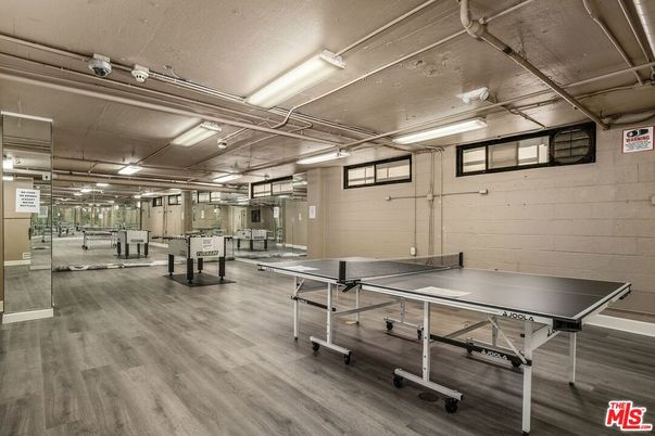 Game Room, Interior, Wood Texture Flooring