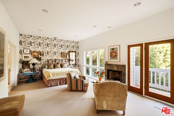 Bedroom, Fireplace, Interior, Recessed Lighting