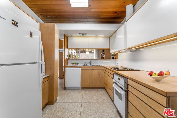 Interior, Kitchen, Wooden Ceilings