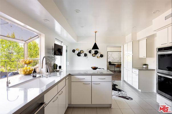 Interior, Kitchen, Pendant Lights, Recessed Lighting