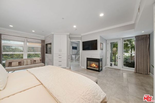 Bedroom, Fireplace, Interior, Recessed Lighting