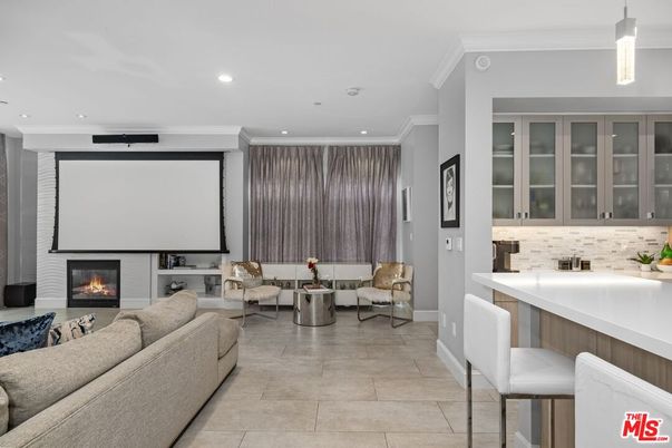 Fireplace, Interior, Living room, Pendant Lights, Recessed Lighting