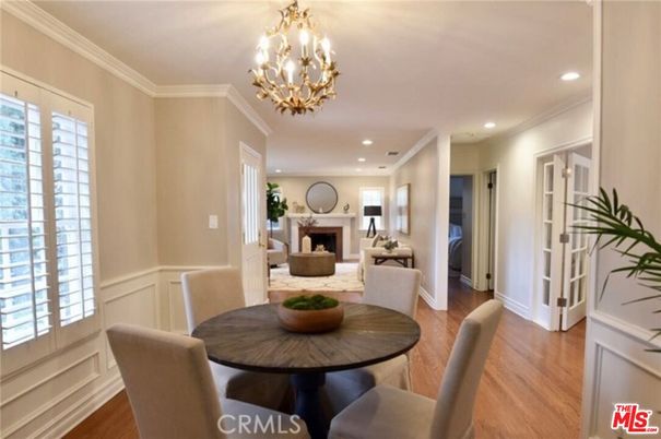 Chandelier, Dining room, Fireplace, Interior, Living room, Recessed Lighting, Wood Texture Flooring