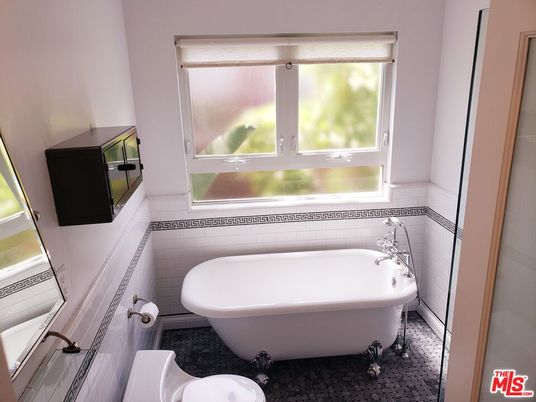 Bathroom, Free Standing Baths, Interior