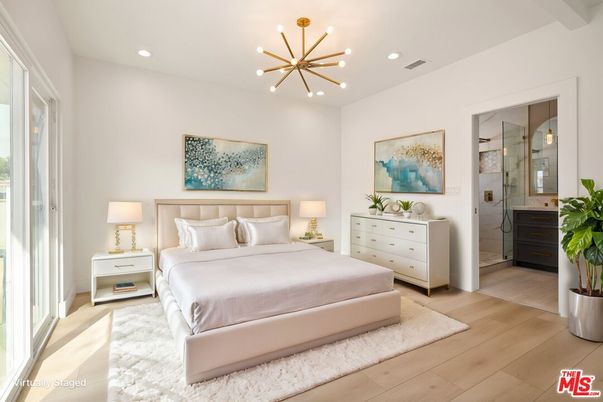 Bedroom, Interior, Pendant Lights, Recessed Lighting, Wood Texture Flooring
