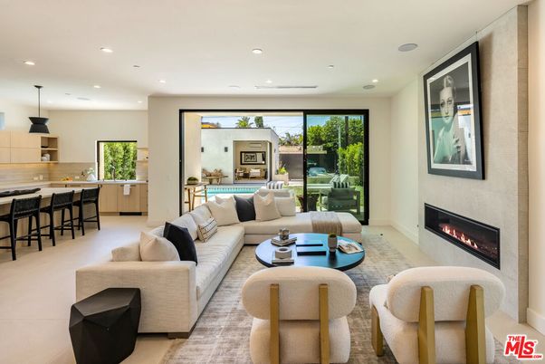 Fireplace, Interior, Kitchen, Living room, Pendant Lights, Recessed Lighting