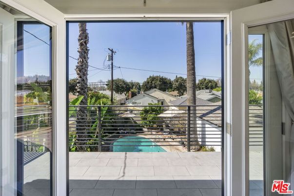 Exterior, Pool, Other