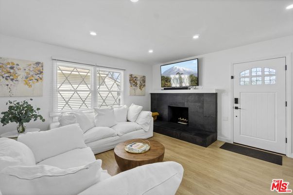 Fireplace, Interior, Living room, Recessed Lighting, Wood Texture Flooring