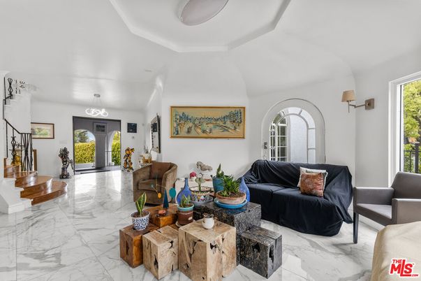 Interior, Living room, Marble, Pendant Lights