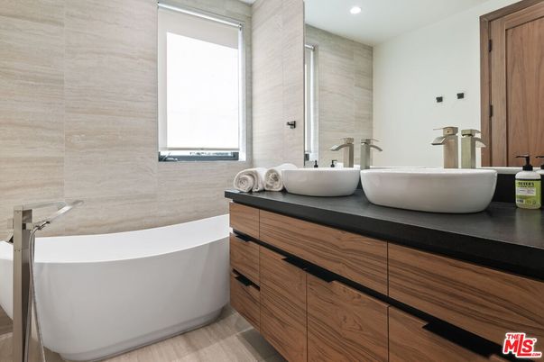 Bathroom, Dual Sink Vanities, Free Standing Baths, Interior, Recessed Lighting, Wood Texture Flooring