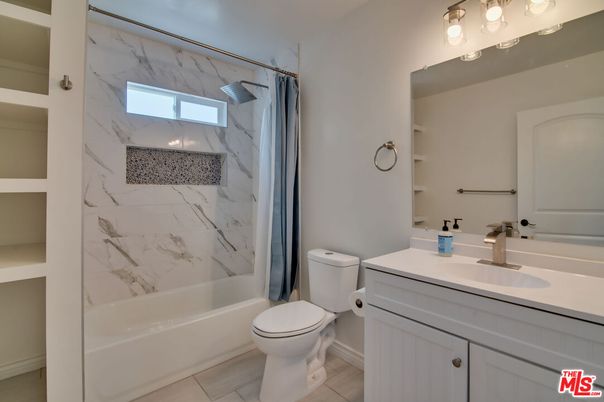 Bathroom, Interior, Marble Walls