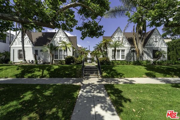 Exterior, Facade, Tudor Revival