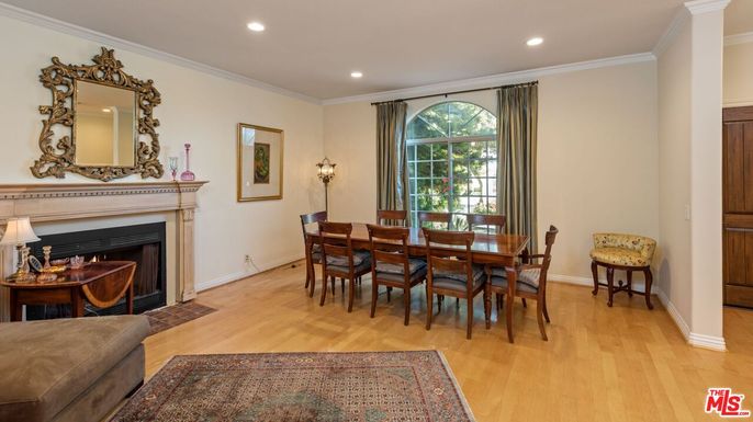 Dining room, Fireplace, Interior, Recessed Lighting, Wood Texture Flooring