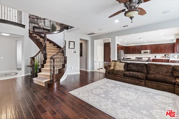 Interior, Kitchen, Living room, Recessed Lighting, Wood Texture Flooring