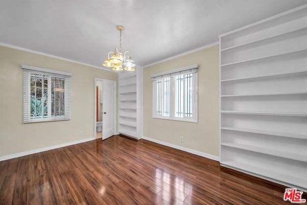 Empty room, Interior, Pendant Lights, Wood Texture Flooring