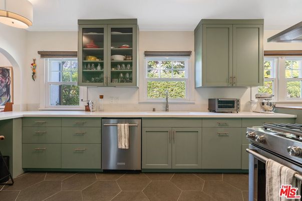 Interior, Kitchen, Stainless Steel Appliances