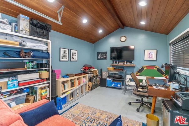 Home Office, Interior, Recessed Lighting, Wooden Ceilings
