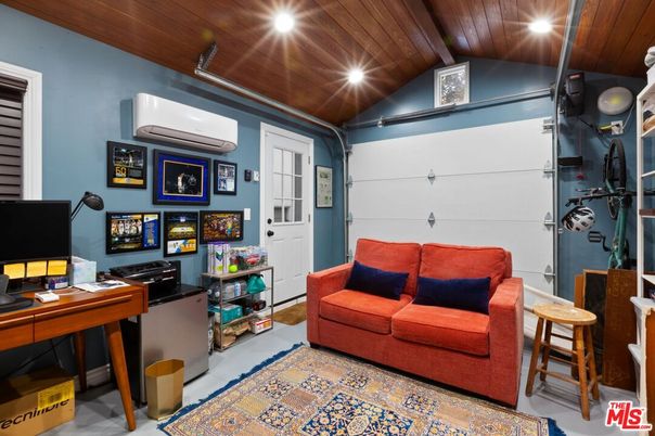 Home Office, Interior, Recessed Lighting, Wooden Ceilings