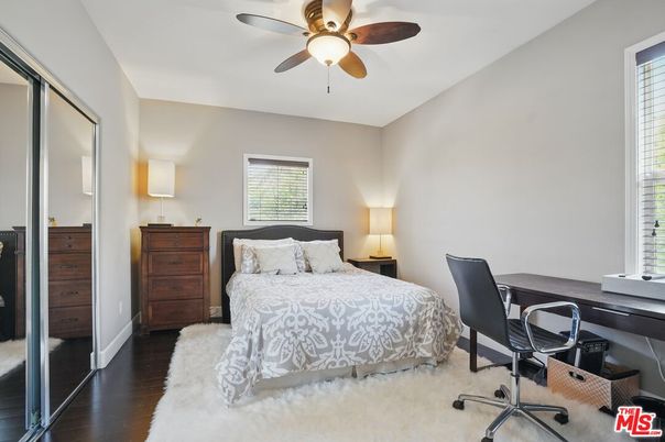 Bedroom, Home Office, Interior, Wood Texture Flooring