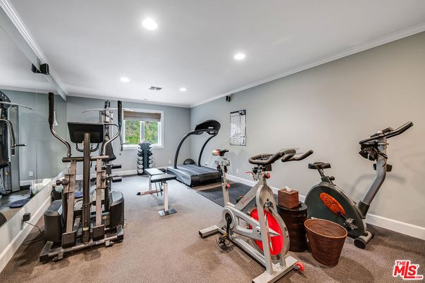 Fitness Equipment, Interior, Recessed Lighting