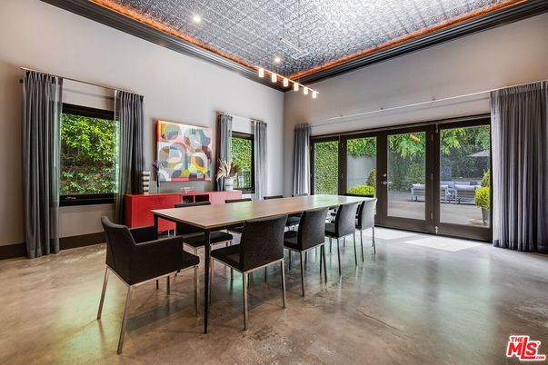 Dining room, Interior, Recessed Lighting