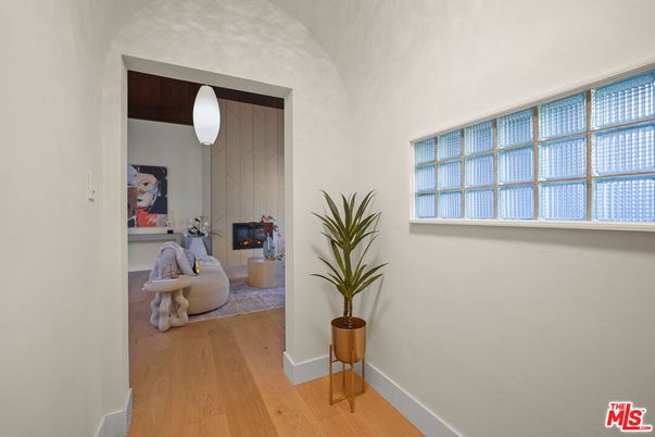 Fireplace, Interior, Pendant Lights, Wood Texture Flooring