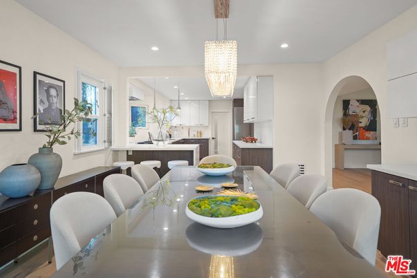 Chandelier, Dining room, Interior, Kitchen, Recessed Lighting, Wood Texture Flooring