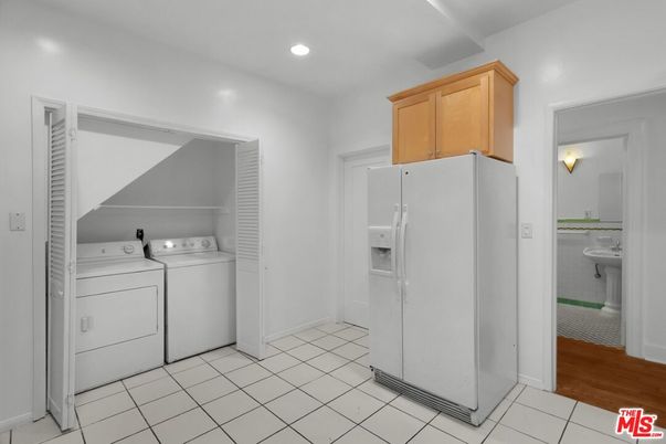 Bathroom, Interior, Recessed Lighting, Utility Closets, Washer