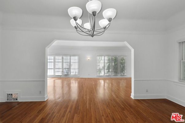 Chandelier, Empty room, Interior, Wood Texture Flooring
