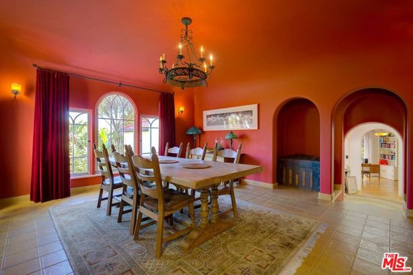 Chandelier, Dining room, Interior