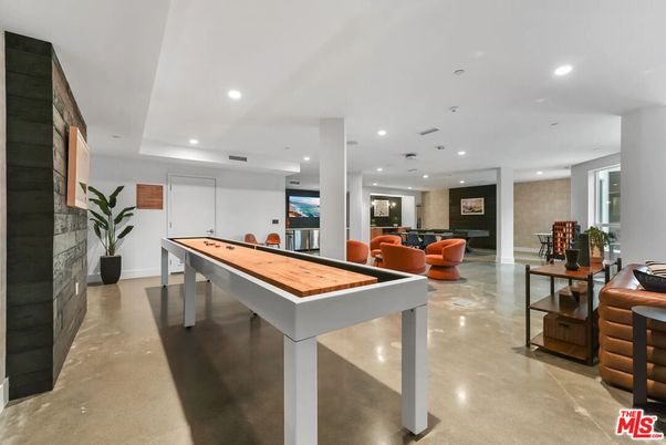 Billiard Table, Game Room, Interior, Recessed Lighting