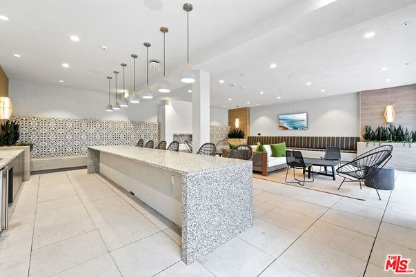 Dining room, Interior, Living room, Pendant Lights, Recessed Lighting