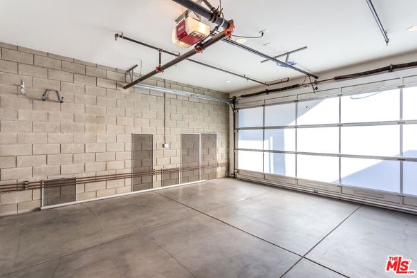 Garage, Interior, Stone Walls