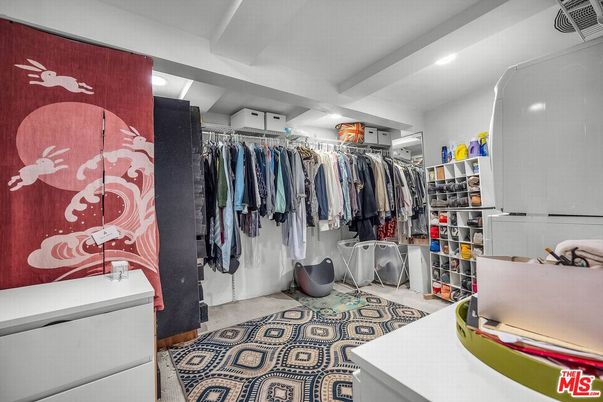 Interior, Recessed Lighting, Walk-in Closets